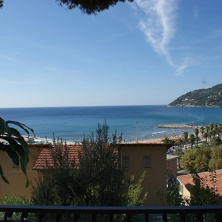 Appartamenti La Pineta Andora Экстерьер фото