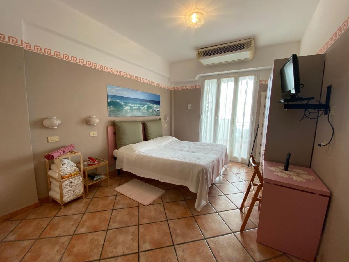 Appartamenti La Pineta Andora Экстерьер фото